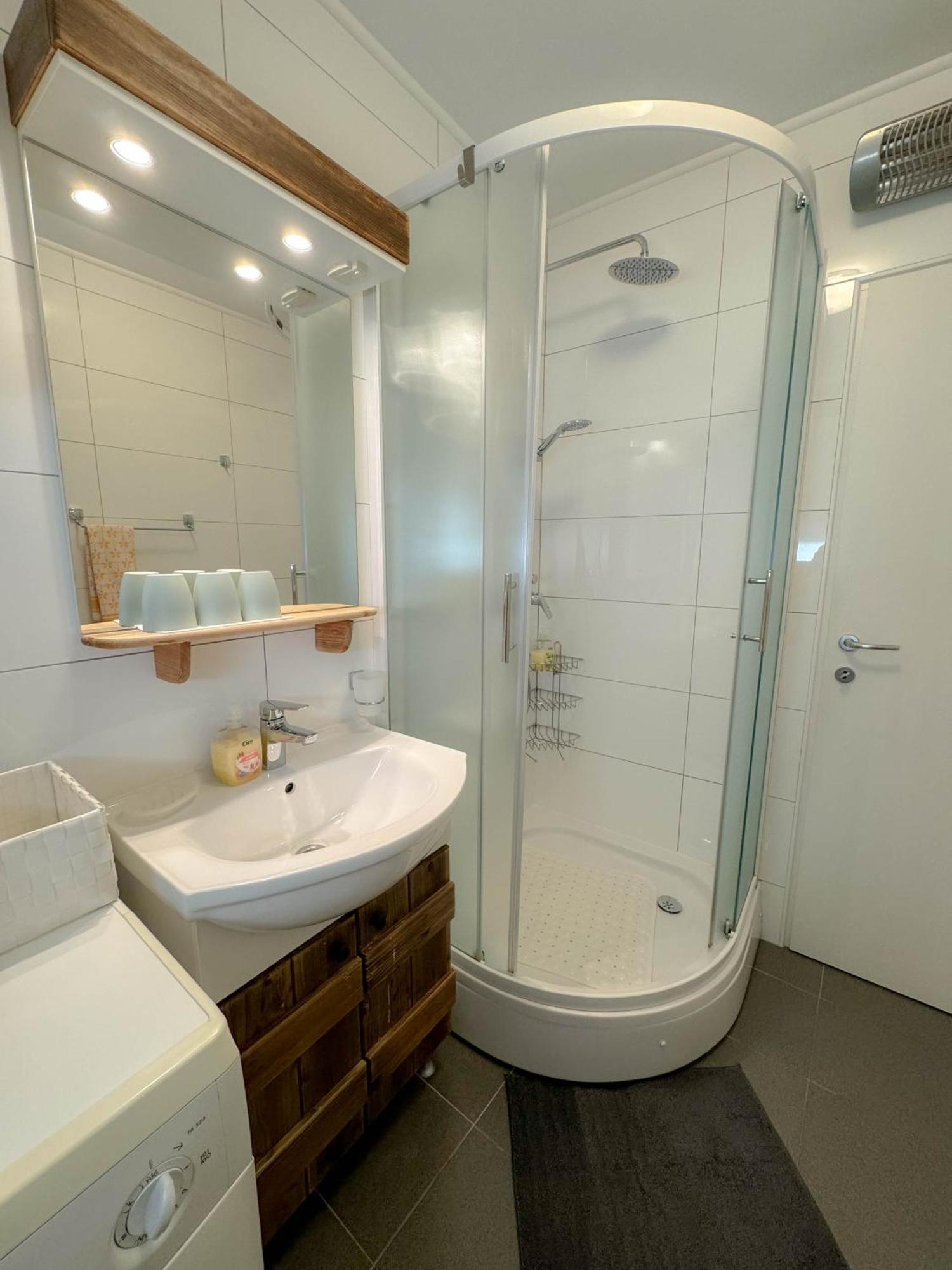 Apartment Romeo Цриквениця Екстер'єр фото