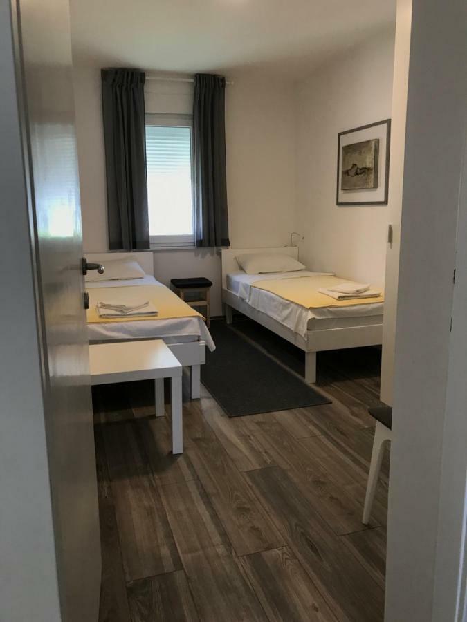 Apartment Romeo Цриквениця Екстер'єр фото